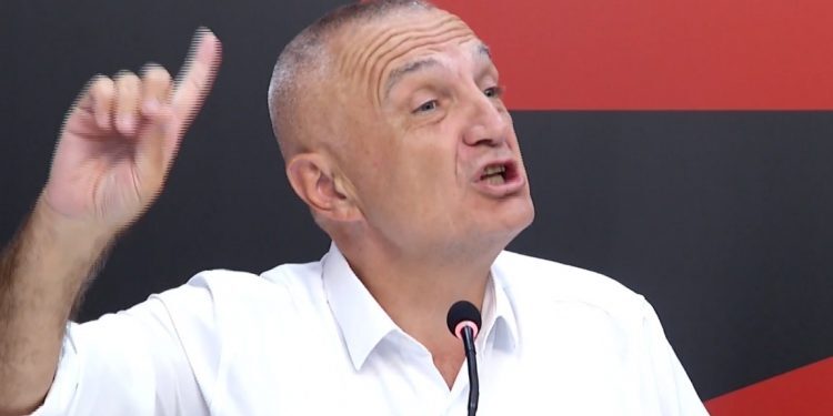 Hyri brekë grisur në politik: Ka miliona, 3 pallate në Tiranë dhe vilën në Lalz! Meta “ankohet”: Të blesh apartament në Tiranë, mision i pamundur Hyri brekë grisur në politik: Ka miliona, 3 pallate në Tiranë dhe vilën në Lalz! Meta “ankohet”: Të blesh apartament në Tiranë, mision i pamundur