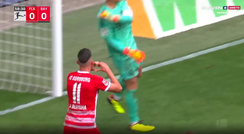 Fillimi më i keq i sezonit në 12 vitet e fundit për Bayernin! Berisha i hedh “nokdaun” me golin e Augsburgut (Video) Fillimi më i keq i sezonit në 12 vitet e fundit për Bayernin! Berisha i hedh “nokdaun” me golin e Augsburgut (Video)