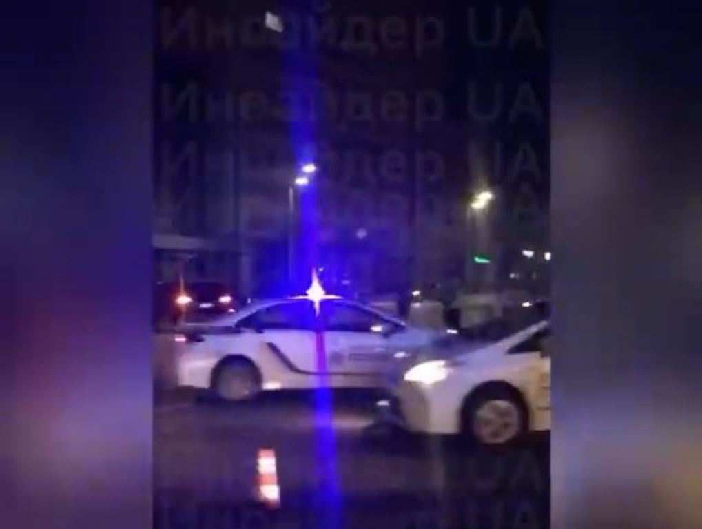 Zelenskyy, pëson aksident pasi kishte mbajtur fjalimin e përditshëm të mbrëmjes! Kem avancuar 110 km drejt kufirit rus Zelenskyy, pëson aksident pasi kishte mbajtur fjalimin e përditshëm të mbrëmjes! Kem avancuar 110 km drejt kufirit rus