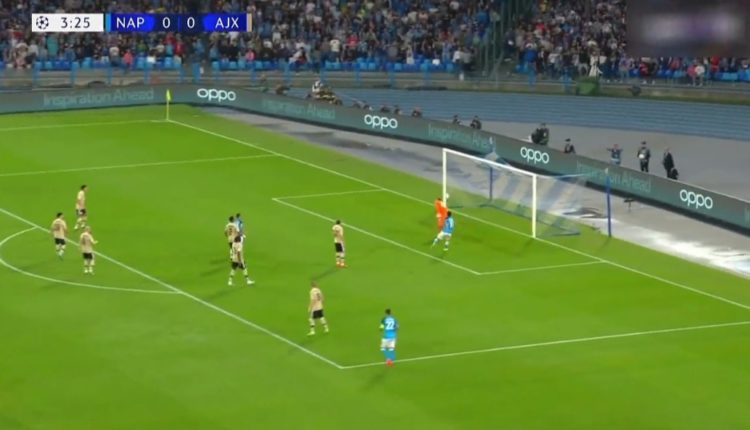 VIDEO/ Gol me kombinime si në “Play Station”: Shihni spektaklin e Napolit në Champions League! VIDEO/ Gol me kombinime si në “Play Station”: Shihni spektaklin e Napolit në Champions League!