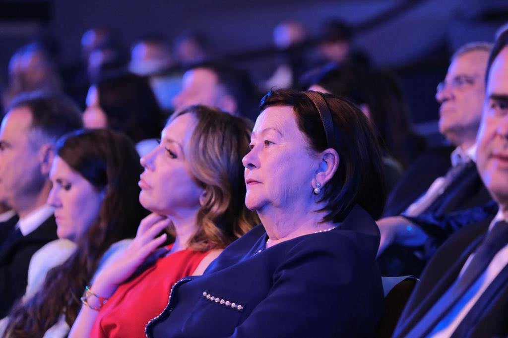 E blerë nga Rama! Kulluri bënë “zbulmin” e madh: Evi Kokalarit një gjarpër në gjirin e PD për të sabotuar revolucionin e Tetorit! E blerë nga Rama! Kulluri bënë “zbulmin” e madh: Evi Kokalarit një gjarpër në gjirin e PD për të sabotuar revolucionin e Tetorit!