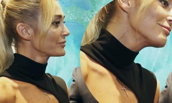 Kryqi në qaforen e Anita Haradinjat në dasëm merr vëmendjen e komentuesve Kryqi në qaforen e Anita Haradinjat në dasëm merr vëmendjen e komentuesve