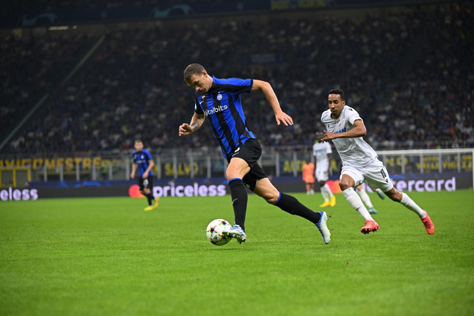 VIDEO/ Interi “përzë” Barcelonën nga Champions League! Kualifikim zikaltër në grupin e “ferrit”: Milano në delir