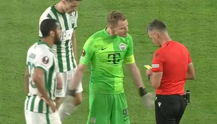 VIDEO/ Lojtarët e Ferencvaros rrethojnë Enea Jorgjin dhe duan anulimin e golit, mbrëmje me përgjegjësi në Europa League VIDEO/ Lojtarët e Ferencvaros rrethojnë Enea Jorgjin dhe duan anulimin e golit, mbrëmje me përgjegjësi në Europa League