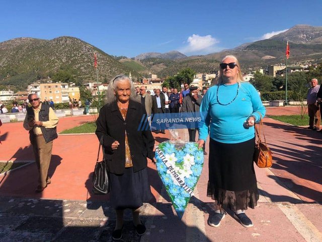 FOTO LAJM/ Pamje pa koment, përfaqësimi i PD-së në ditën e çlirimit të Delvinës FOTO LAJM/ Pamje pa koment, përfaqësimi i PD-së në ditën e çlirimit të Delvinës