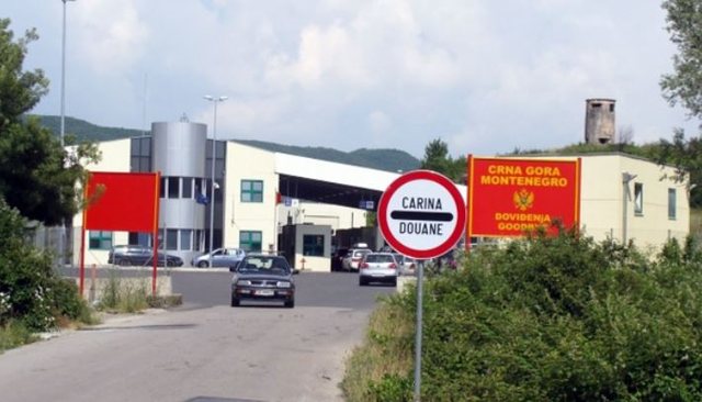 Arrestohet Drejtori i Doganës në vendin fqinj, akuzohet për… Arrestohet Drejtori i Doganës në vendin fqinj, akuzohet për…