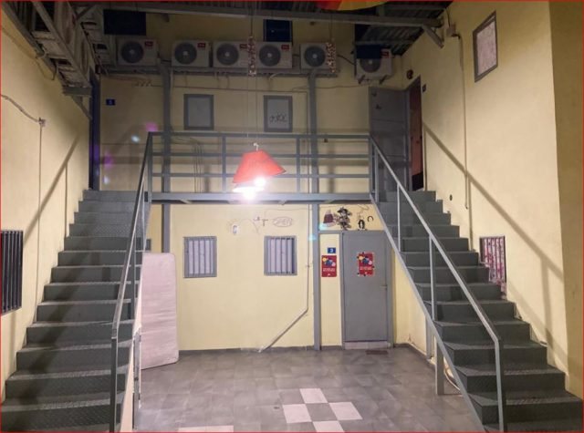 Shkatërrohet rrjeti i prostitucionit në vendin fqinj, drejtohej nga “Tony Montana” shqiptar, dëshmitë tronditëse të vajzave: Shkonim deri me 100 burra në ditë Shkatërrohet rrjeti i prostitucionit në vendin fqinj, drejtohej nga “Tony Montana” shqiptar, dëshmitë tronditëse të vajzave: Shkonim deri me 100 burra në ditë