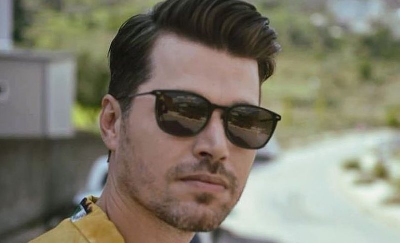 Çfarë pritet të ndodhë? Alban Skënderaj “zbërthehet” dhe lëshon paralajmërimin: Do të jetë diçka historike Çfarë pritet të ndodhë? Alban Skënderaj “zbërthehet” dhe lëshon paralajmërimin: Do të jetë diçka historike