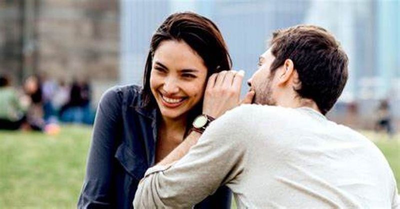 Studimi befasues: Edhe nëse je moshatar me burrin sërish je 4 vite më e vogël! Studimi befasues/ Edhe nëse je moshatar me burrin sërish je 4 vite më e vogël! Studimi befasues: Edhe nëse je moshatar me burrin sërish je 4 vite më e vogël! Studimi befasues/ Edhe nëse je moshatar me burrin sërish je 4 vite më e vogël!