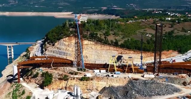 VIDEO/ Rama e prezanton urën përmes së cilës kosovarët do ta vizitojnë Shqipërinë VIDEO/ Rama e prezanton urën përmes së cilës kosovarët do ta vizitojnë Shqipërinë