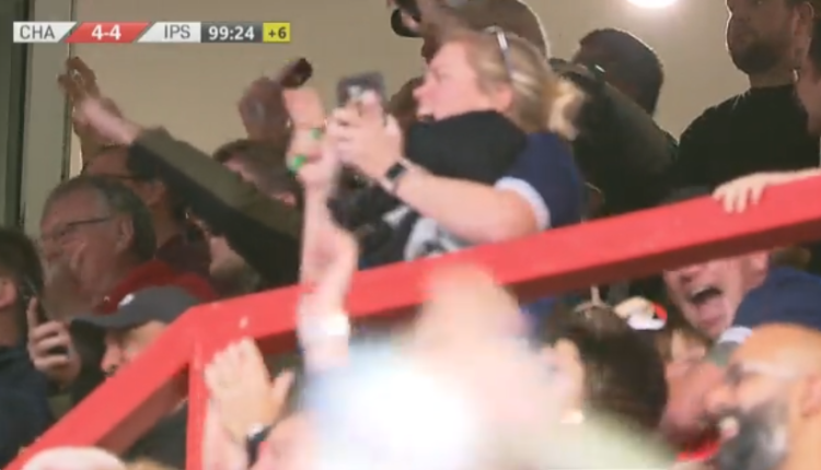 VIDEO/ Nuk ka ndodhur kurrë në historinë e futbollit një çmenduri si kjo, në ndeshjen e Anglisë shënohen 4 gola në minutat e shtesës VIDEO/ Nuk ka ndodhur kurrë në historinë e futbollit një çmenduri si kjo, në ndeshjen e Anglisë shënohen 4 gola në minutat e shtesës