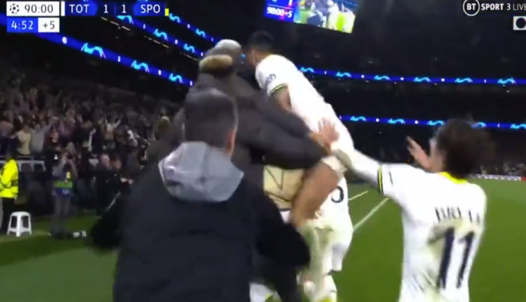 VIDEO/ Conte po festonte si i çmendur për golin e minutës së 97 dhe VAR e anulon, shihni skenat e pazakonta te Totenham-Sporting VIDEO/ Conte po festonte si i çmendur për golin e minutës së 97 dhe VAR e anulon, shihni skenat e pazakonta te Totenham-Sporting