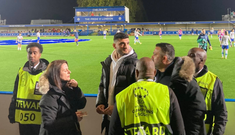 Armando Broja shkon në stadium për të përkrahur Vllazninë, ekipi shqiptar humbet me 8 gola ndaj Chelsea