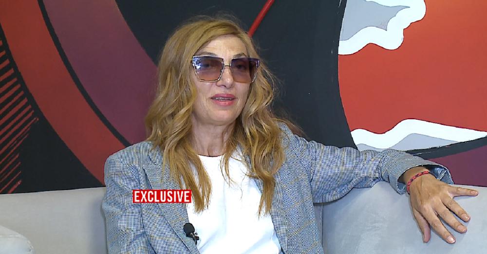 Dënohet poetja Mimoza Ahmeti! Riparoi shtëpinë e dëmtuar nga tërmeti, u akuzua për ndërtim pa leje Dënohet poetja Mimoza Ahmeti! Riparoi shtëpinë e dëmtuar nga tërmeti, u akuzua për ndërtim pa leje