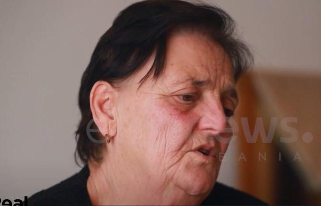 “Në 60 vite martesë, nuk bëri dot fëmijë”, nënë Sanija: Doja dy djem e dy vajza “Në 60 vite martesë, nuk bëri dot fëmijë”, nënë Sanija: Doja dy djem e dy vajza