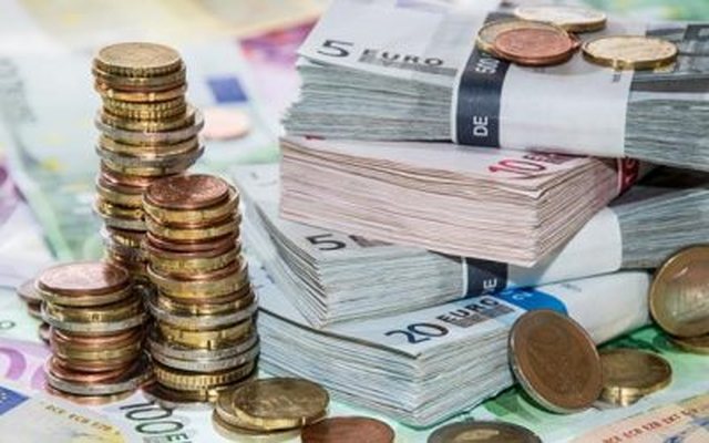 Bursa dhe këmbimi valutor, 28 tetor 2022. Ja çfarë po ndodh me monedhat e huaja Bursa dhe këmbimi valutor, 28 tetor 2022. Ja çfarë po ndodh me monedhat e huaja