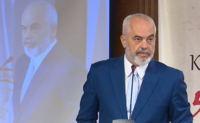 “Po flamuri i NATO ça do këtu?” – Ironia e Ramës: Gjinushit i vë faj se na la Saliun