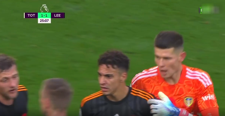 VIDEO/ Në Premier League fikin dhomën e VAR! Shikoni golin skandaloz që i akordohet si i rregullt Totenhemit VIDEO/ Në Premier League fikin dhomën e VAR! Shikoni golin skandaloz që i akordohet si i rregullt Totenhemit