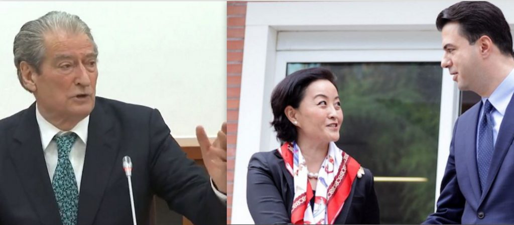 Sali Berisha: Yuri Kim drekoi për katër orë në Hamallaj me Bashën dhe Tabakun, po sfidon SHBA-të Sali Berisha: Yuri Kim drekoi për katër orë në Hamallaj me Bashën dhe Tabakun, po sfidon SHBA-të