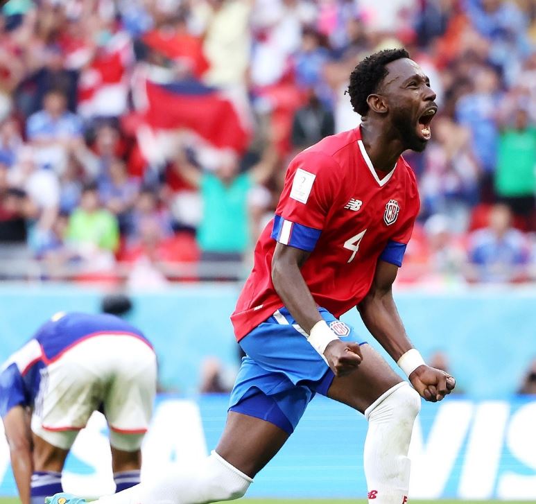 Kosta Rika asist Gjermanisë, thyen Japoninë dhe ndez Grupin E, të gjithë në dorë të Spanjës Kosta Rika asist Gjermanisë, thyen Japoninë dhe ndez Grupin E, të gjithë në dorë të Spanjës