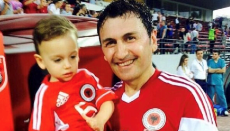 Altin Rraklli vendos veten si trajneri i Shqipërisë: Do flisja me Brojën… Të ishte me pikë nuk e shihje dot njëherë portën e Italisë, mos e merrni seriozisht”! Altin Rraklli vendos veten si trajneri i Shqipërisë: Do flisja me Brojën… Të ishte me pikë nuk e shihje dot njëherë portën e Italisë, mos e merrni seriozisht”!