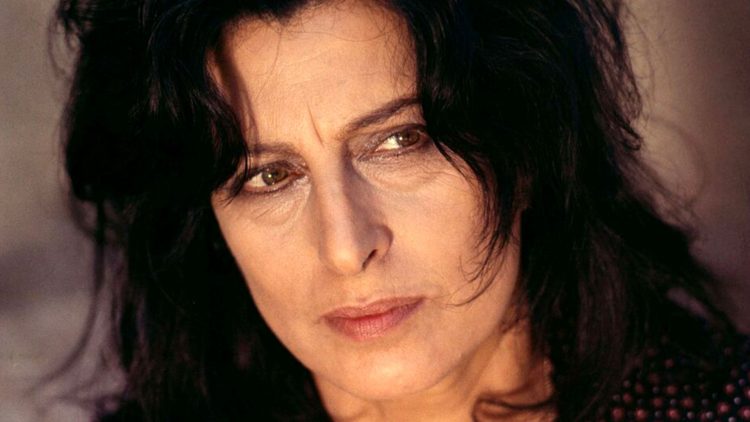 Aktore e famshme italiane Anna Magnani: “Fundja, shpirtërisht, kam qenë gjithë jetën vetëm”! Aktore e famshme italiane Anna Magnani: “Fundja, shpirtërisht, kam qenë gjithë jetën vetëm”!