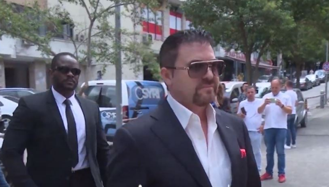 Gjykata e Posaçme konfiskon 26 pasuri të Ylli Ndroqit, gjyqtarja: Provohet se janë krijuar nga aktiveti kriminal Gjykata e Posaçme konfiskon 26 pasuri të Ylli Ndroqit, gjyqtarja: Provohet se janë krijuar nga aktiveti kriminal