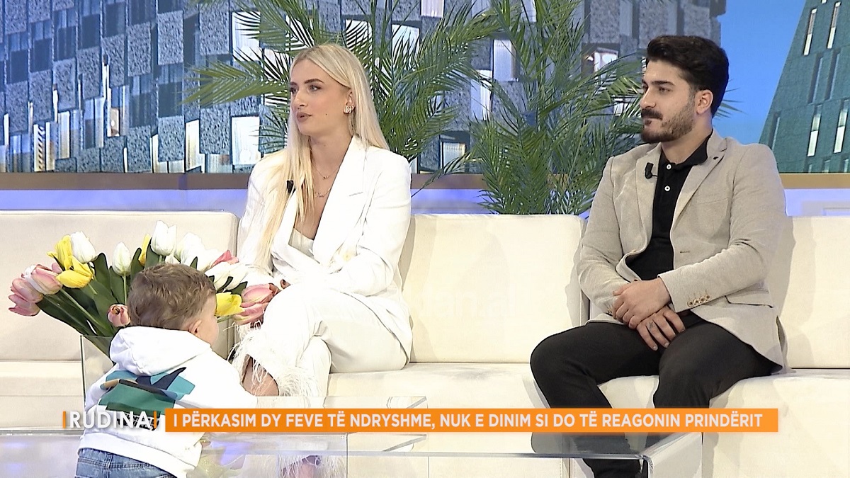 Ai mysliman, ajo katolike, dashuria shqiptaro-turke që nisi në sallonin e bukurisë Ai mysliman, ajo katolike, dashuria shqiptaro-turke që nisi në sallonin e bukurisë