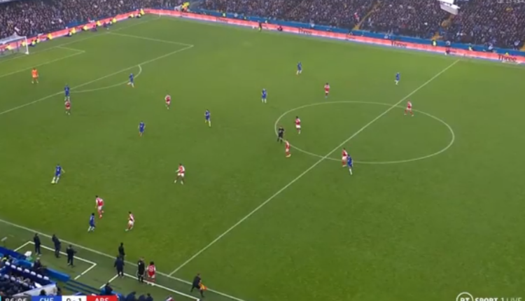 VIDEO/ “Ta rrahësh dhe të mos e lësh të qajë”! Rasti që tifozët e Chelsea e kritikuan Armando Brojën pas ndeshjes me Arsenalin