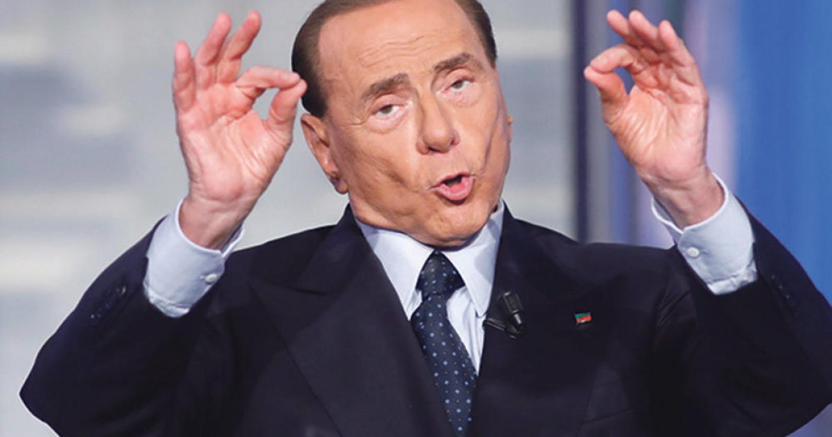 Perversiteti i një maniaku: “Keni një autobus me pr*stituta nëse fitoni me Milanin dhe Juventusin”! Berlusconi motivon ekipin në mënyrën më të pazakontë Perversiteti i një maniaku: “Keni një autobus me pr*stituta nëse fitoni me Milanin dhe Juventusin”! Berlusconi motivon ekipin në mënyrën më të pazakontë