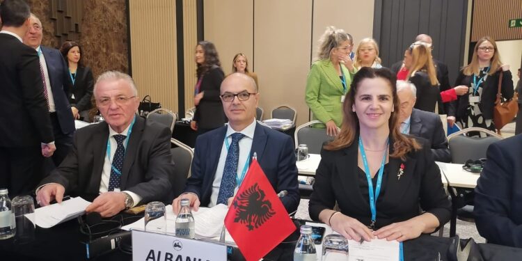 “Rrëzohet” Rusia në Beograd: Përjashtohet nga Asambleja e Bashkëpunimit Ekonomik të Detit të Zi pas këmbënguljes së Shqipërisë “Rrëzohet” Rusia në Beograd: Përjashtohet nga Asambleja e Bashkëpunimit Ekonomik të Detit të Zi pas këmbënguljes së Shqipërisë