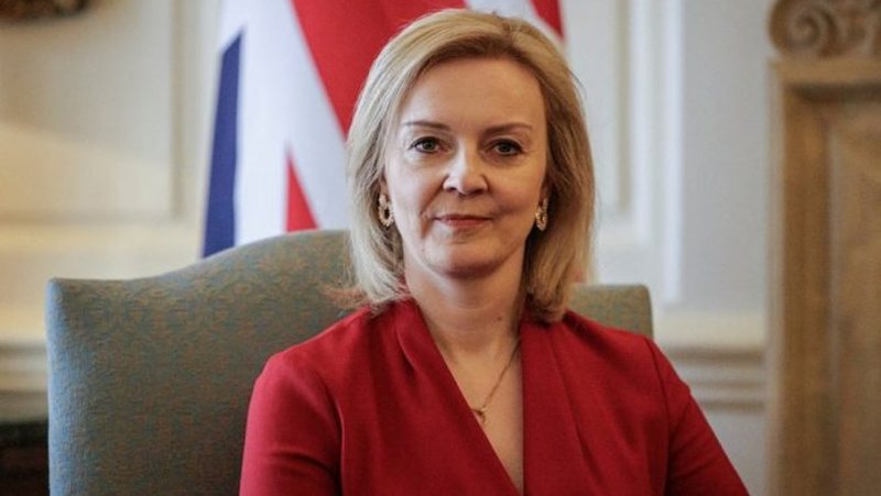 “Party” të çmendura dhe drogë! The Guardian plas skandalin: Ja çfarë bëhej në festat e dy ish kryeministrave konservatorë në Britani “Party” të çmendura dhe drogë! The Guardian plas skandalin: Ja çfarë bëhej në festat e dy ish kryeministrave konservatorë në Britani