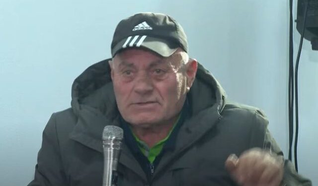 Militanti tropojan, thirrje Berishës: Revolta të nisë nga burgjet, të çohen e të përmbyset vendi, i kam dy njerëz të dënuar për vrasje, ja vdekje ja liri Militanti tropojan, thirrje Berishës: Revolta të nisë nga burgjet, të çohen e të përmbyset vendi, i kam dy njerëz të dënuar për vrasje, ja vdekje ja liri