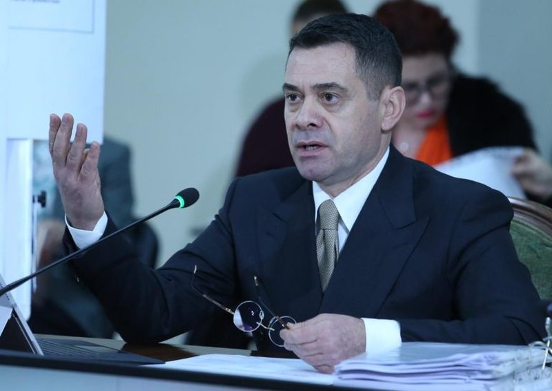 Nuk hetuan Arben Ahmetajn, SPAK shfajëson prokurorët: “Provat për pagesat e Zotos nuk i bindën” Nuk hetuan Arben Ahmetajn, SPAK shfajëson prokurorët: “Provat për pagesat e Zotos nuk i bindën”