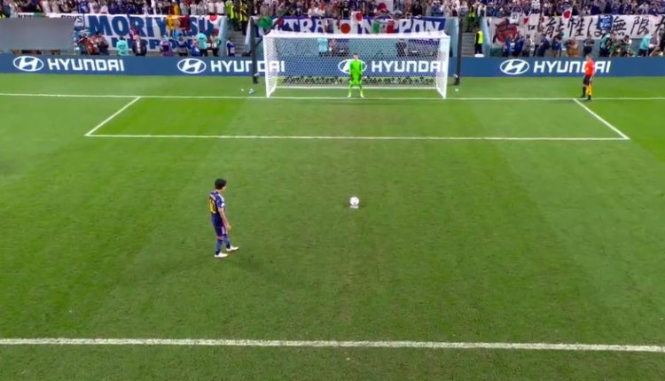 VIDEO/ Japonezët sillen çuditshëm te penalltitë! Nuk dinë t’i gjuajnë, Kroacia kalon në çerekfinale të Botërorit VIDEO/ Japonezët sillen çuditshëm te penalltitë! Nuk dinë t’i gjuajnë, Kroacia kalon në çerekfinale të Botërorit