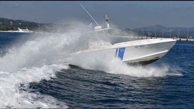 Incidenti/ Roja bregdetare greke hap zjarr ndaj mjetit lundrues të Turqisë Incidenti/ Roja bregdetare greke hap zjarr ndaj mjetit lundrues të Turqisë