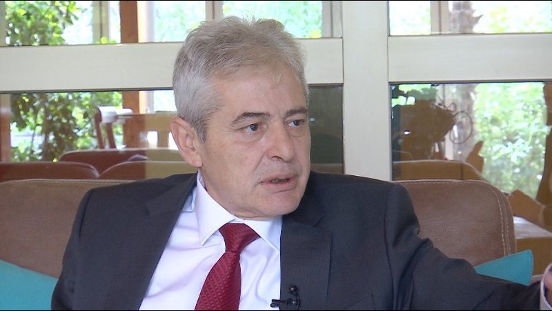 Ali Ahmeti reagon pas takimit me Ramën në Tiranë: Në fokus integrimi drejt BE, bojkoti i ‘Besës’ papjekuri politike Ali Ahmeti reagon pas takimit me Ramën në Tiranë: Në fokus integrimi drejt BE, bojkoti i ‘Besës’ papjekuri politike