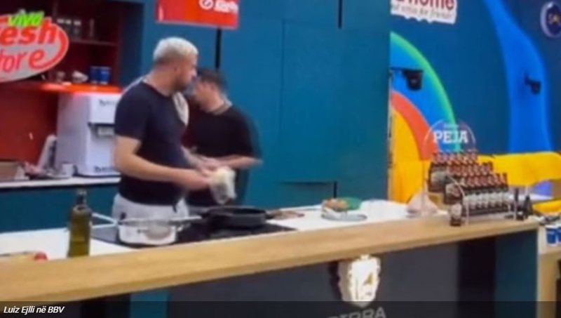 Lëkundjet tmerrojnë banorët e ngujuar të BigBrother (Video) Lëkundjet tmerrojnë banorët e ngujuar të BigBrother (Video)