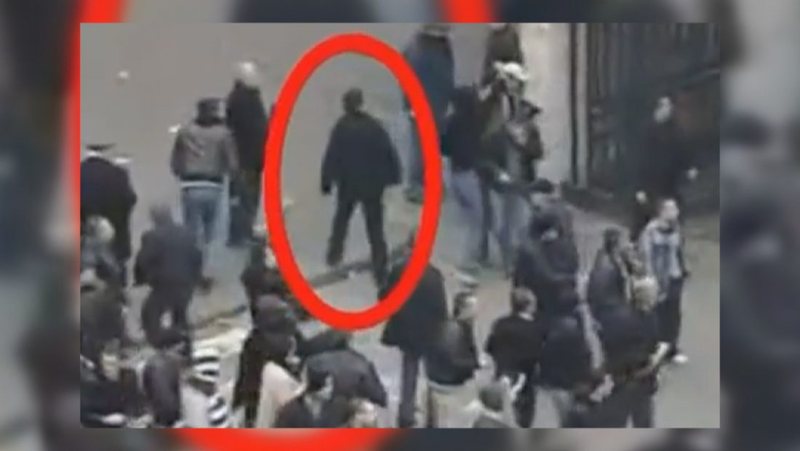 Prendi dhe Llupo u dënuan me 4 vite burg për “21 janarin”, ikën nga Shqipëria pas dënimit, ish-kreu i Gardës: Do ta mbronim Berishën me çdo kusht Prendi dhe Llupo u dënuan me 4 vite burg për “21 janarin”, ikën nga Shqipëria pas dënimit, ish-kreu i Gardës: Do ta mbronim Berishën me çdo kusht