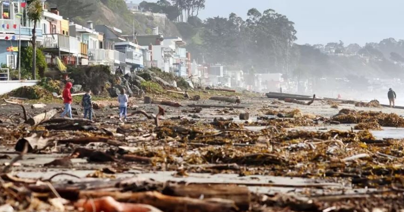 Moti bën ‘kërdinë’! Hapet toka në Kaliforni: Përpinë makina, raportohet numri i lartë i viktimave Moti bën ‘kërdinë’! Hapet toka në Kaliforni: Përpinë makina, raportohet numri i lartë i viktimave