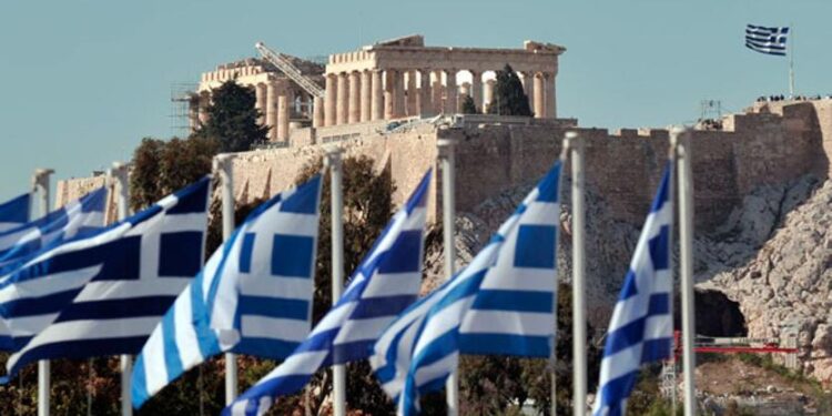 A ekziston kombi grek dhe kush e ka krijuar Greqinë?! A ekziston kombi grek dhe kush e ka krijuar Greqinë?!