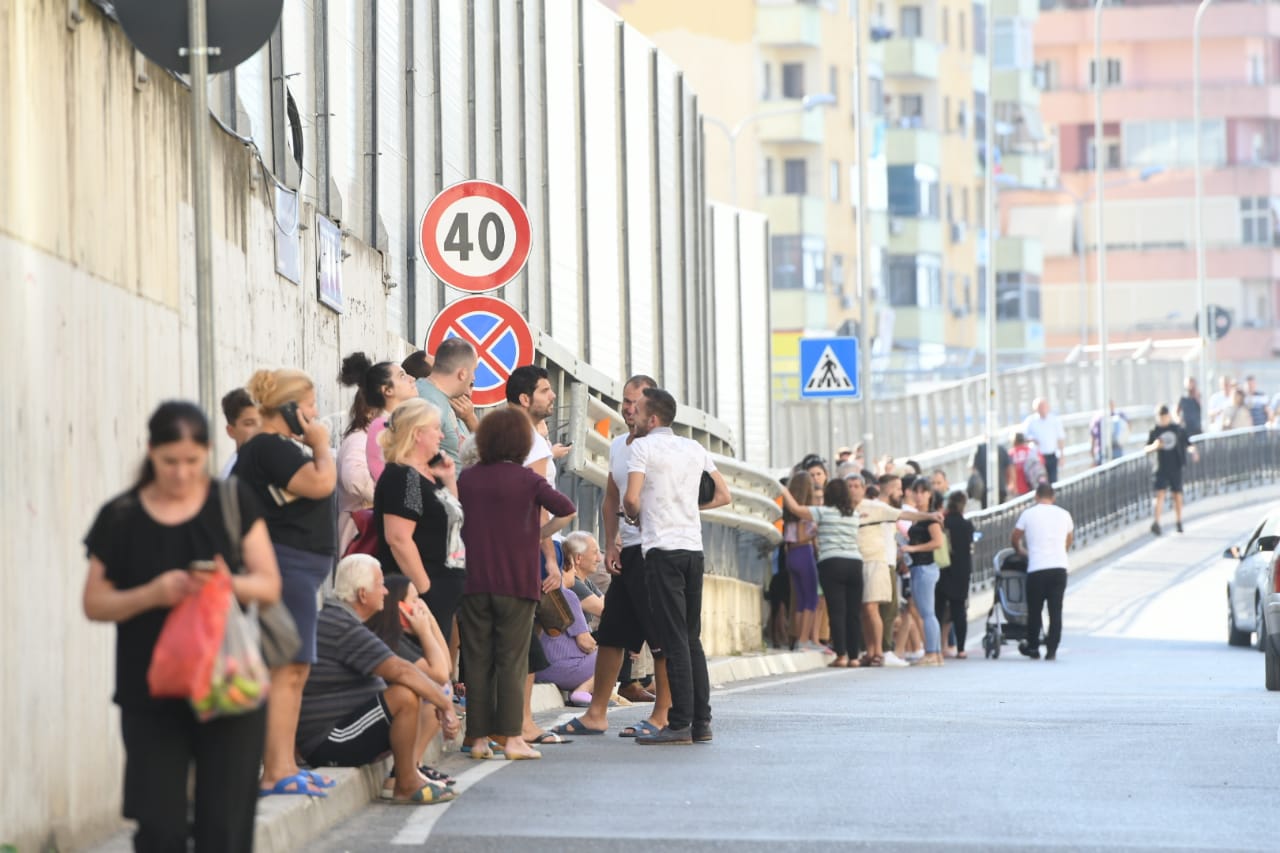 Çfarë të bëni nëse jeni të frikësuar dhe nuk ju zë gjumi pas lëkundjeve të tërmetit Çfarë të bëni nëse jeni të frikësuar dhe nuk ju zë gjumi pas lëkundjeve të tërmetit