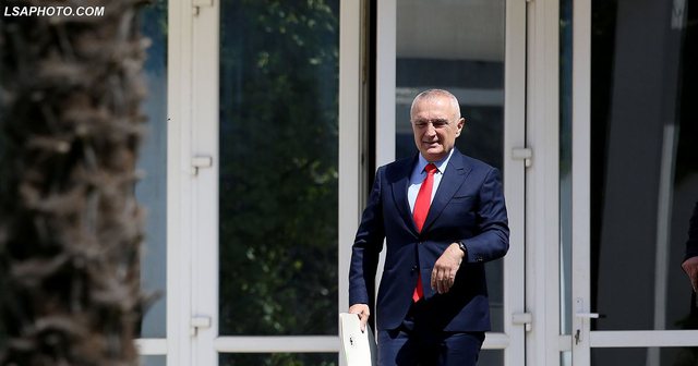 Flet njeriu që çoi Metën në SPAK: Ku u zhvillua takimi sekret me Ismailajn Flet njeriu që çoi Metën në SPAK: Ku u zhvillua takimi sekret me Ismailajn