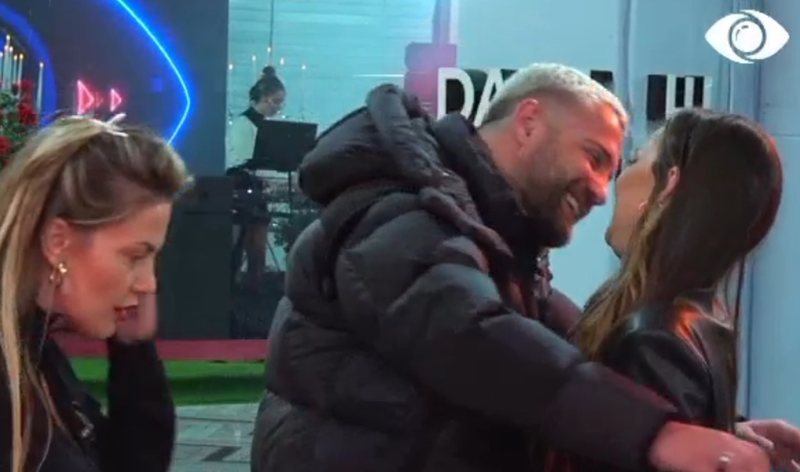 “Okay, mirupafshim”! Çfarë ndodhi mes çiftit? Luizit i kthehet ashpër Kiarës: Mos më ndërhy!