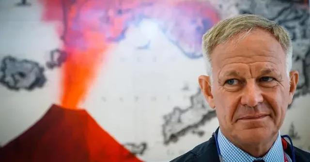 Sa larg mund të ketë lëvizur pllaka? Sizmiologu i njohur italian jep alarmin se çfarë pritet në vijim: Tërmeti e spostoi Turqinë 3 metra. Rrezik për… Sa larg mund të ketë lëvizur pllaka? Sizmiologu i njohur italian jep alarmin se çfarë pritet në vijim: Tërmeti e spostoi Turqinë 3 metra. Rrezik për…