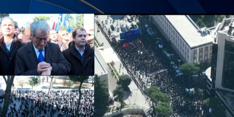 Protesta? Revolucion dhe…ekskursion Protesta? Revolucion dhe…ekskursion