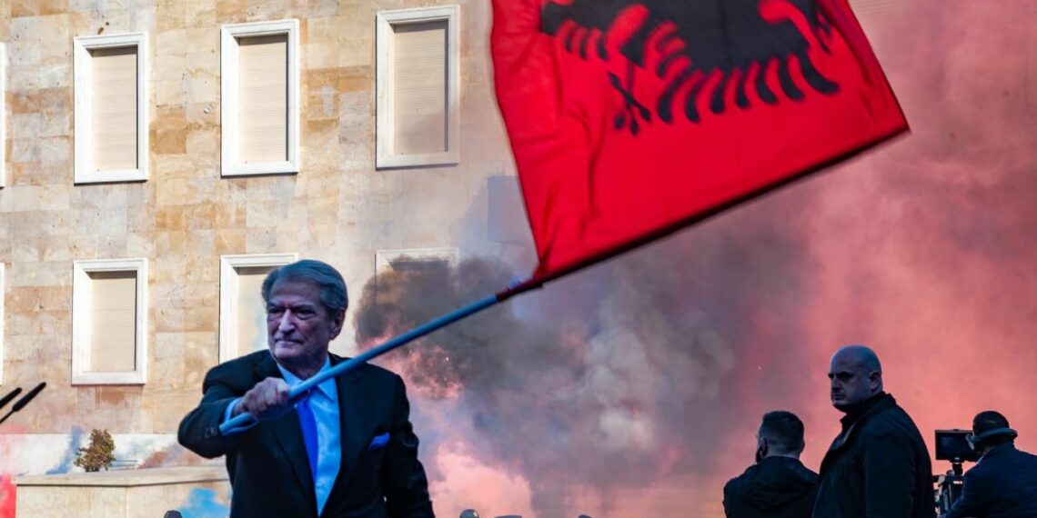 Plaku telendar i bulevardit