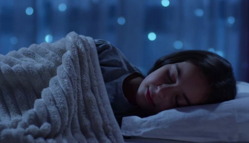 Çfarë thotë shkenca për njerëzit që flasin në gjumë? Çfarë thotë shkenca për njerëzit që flasin në gjumë?