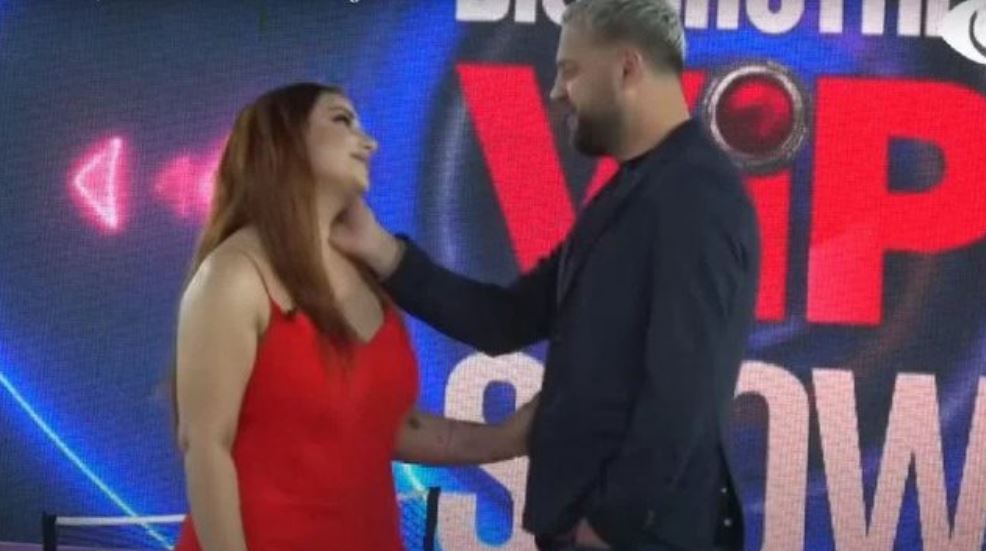 Intrigat e reja të Oltës: Tea, duhet të nxjerrim Kiarën që Luizi të nisë një raport me ty! Intrigat e reja të Oltës: Tea, duhet të nxjerrim Kiarën që Luizi të nisë një raport me ty!