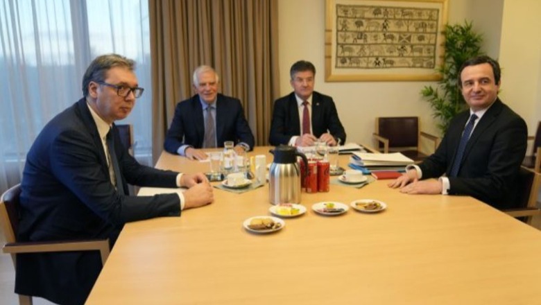 12 orë negociata historike në Ohër, Kosova dhe Serbia arrijnë një marrëveshje për planin evropian por palët nuk nënshkruajnë! Borrell: Caktohet rruga drejt pajtimit 12 orë negociata historike në Ohër, Kosova dhe Serbia arrijnë një marrëveshje për planin evropian por palët nuk nënshkruajnë! Borrell: Caktohet rruga drejt pajtimit